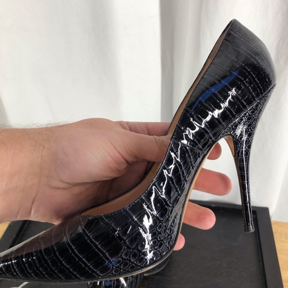 Casadei ultra high pointy toe patent stiletto pump - Picture 3 of 9